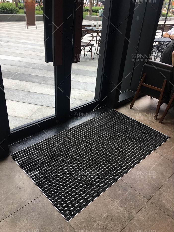 Aluminum Profiles with a Carper